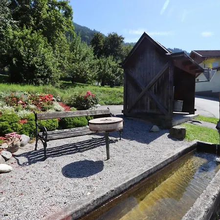 Troeger Ii Appartement